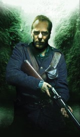 Doyle (Kiefer Sutherland) with rifle